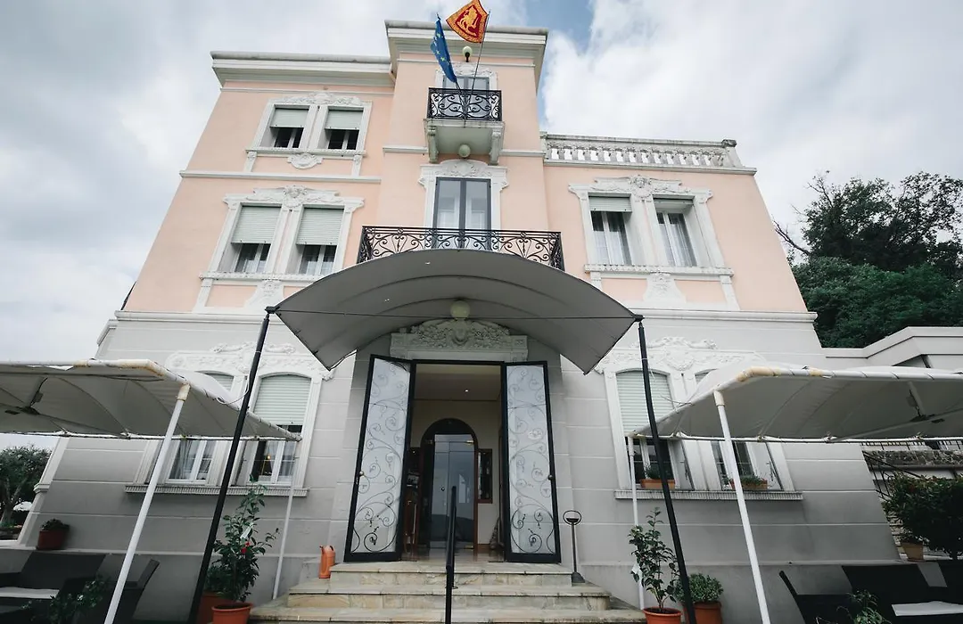 Villa Lussana-1